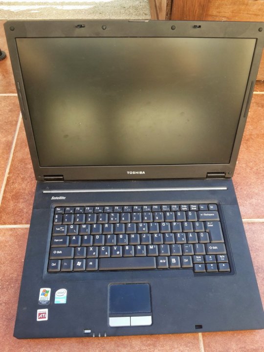 Toshiba l30m010