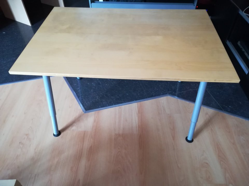 Ikea Galant íróasztal + Signum kábeltartó eladó! HardverApró