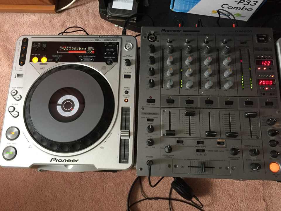 Elado 1 Par Pioneer Cdj 800 Mk2 Es 1db Pioneer Djm 600 As Kevero Hardverapro