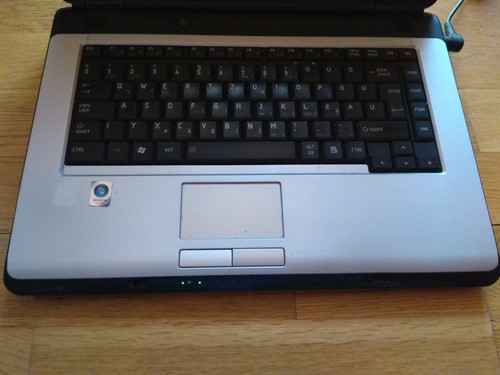 Toshiba satellite l300 eladó