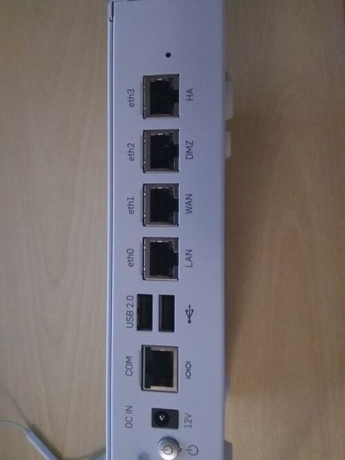 sophos home router