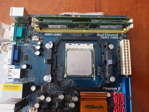 Asrock n68 s не запускается