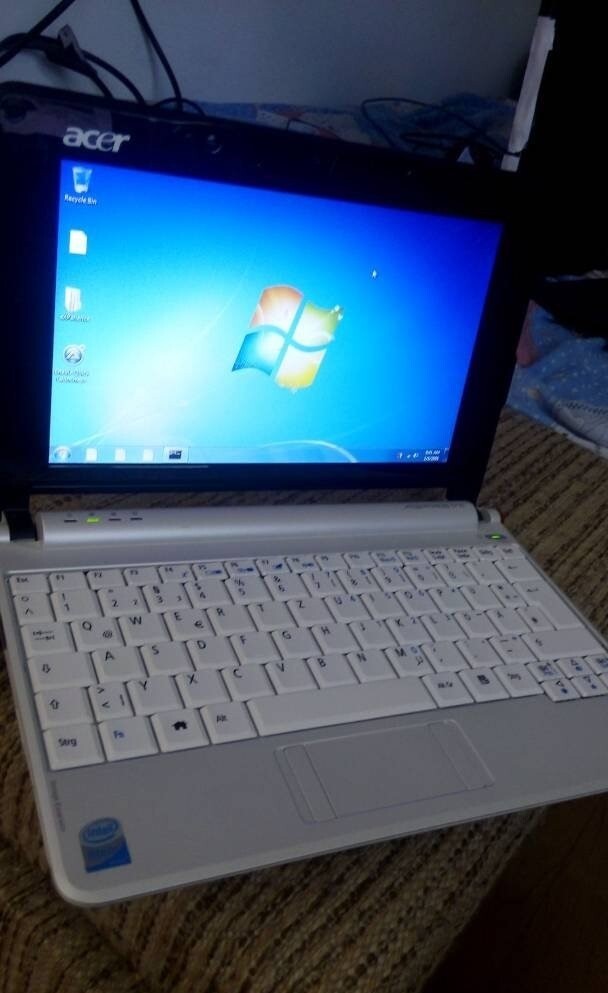 Acer aspire one zg5 зависает