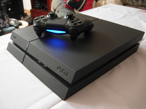 SONY PS4 CUH-7200BB01 1TB+marinesmemorial.org