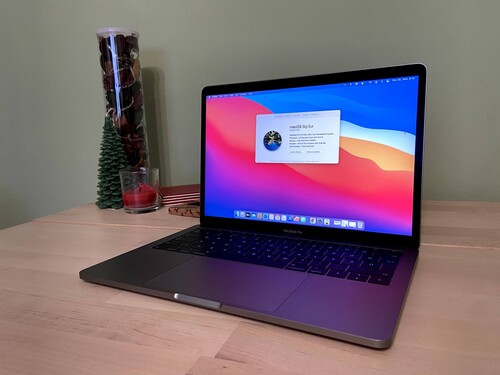 best monitor for macbook pro with thunderbolt